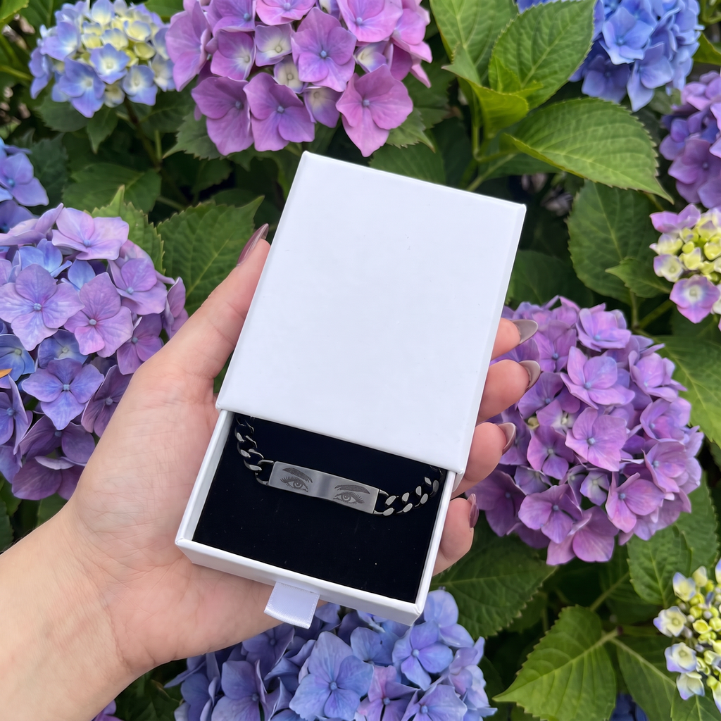 CUSTOM EYES ENGRAVABLE BRACELET
